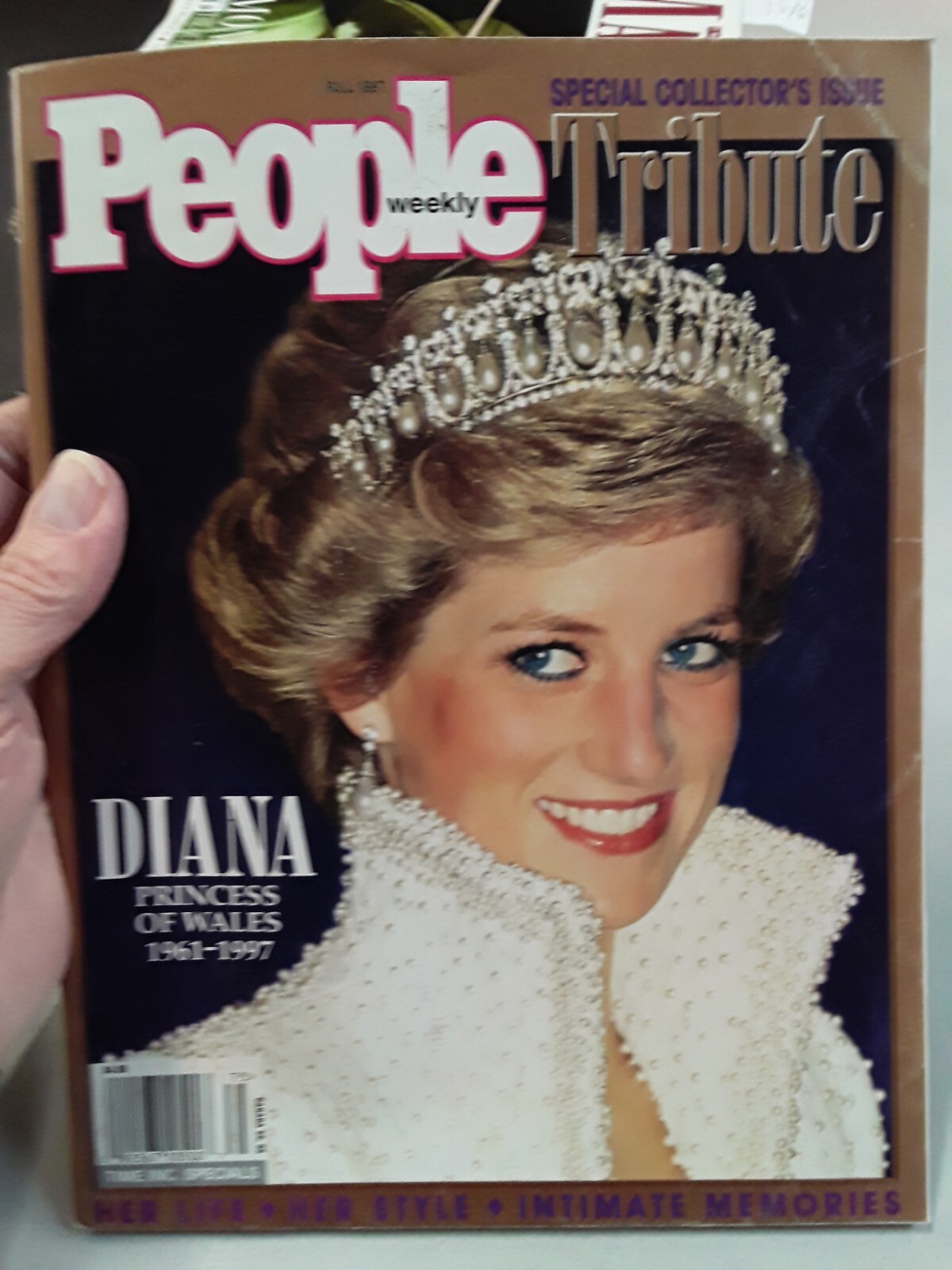 Princess Diana magazine bundle 1997 4 titles death tributes memorials G+ 240229