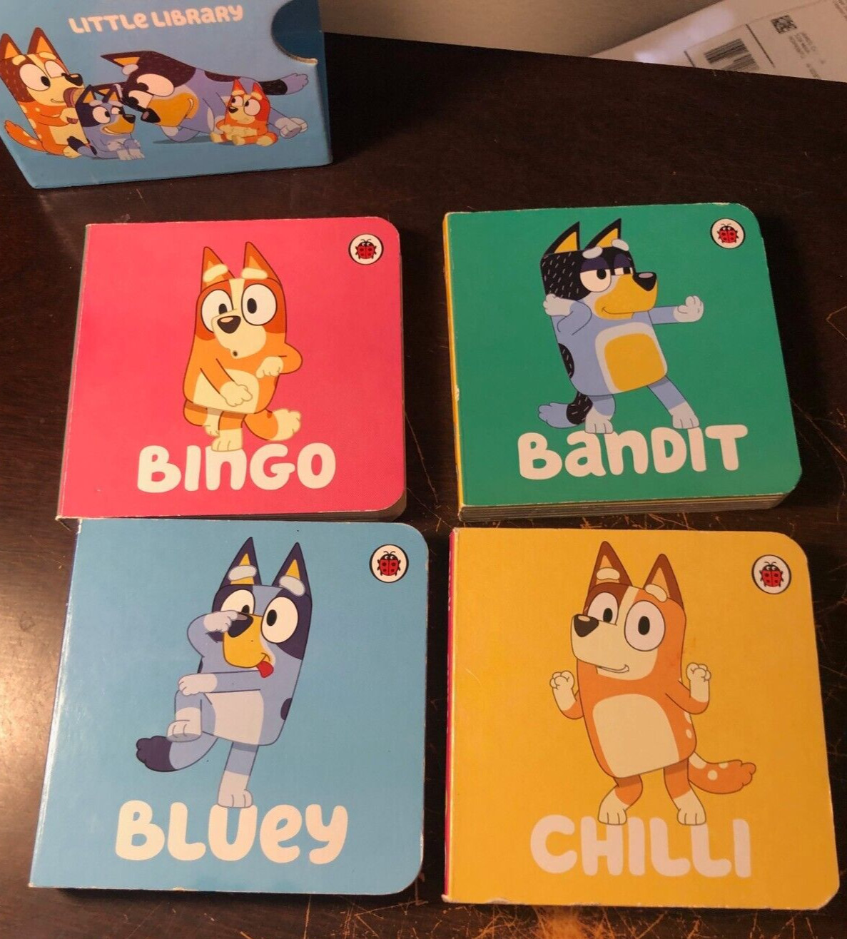 Bluey Little Library – 4 Board Books Make Jigsaw / BABY BOOKS LIKE NEW!