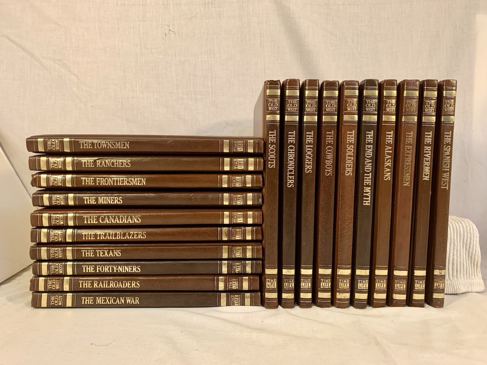 Time Life CLASSICS OF THE OLD WEST ~ 20 Book Lot ~ NEAR MINT VG+ ~ Faux Leather
