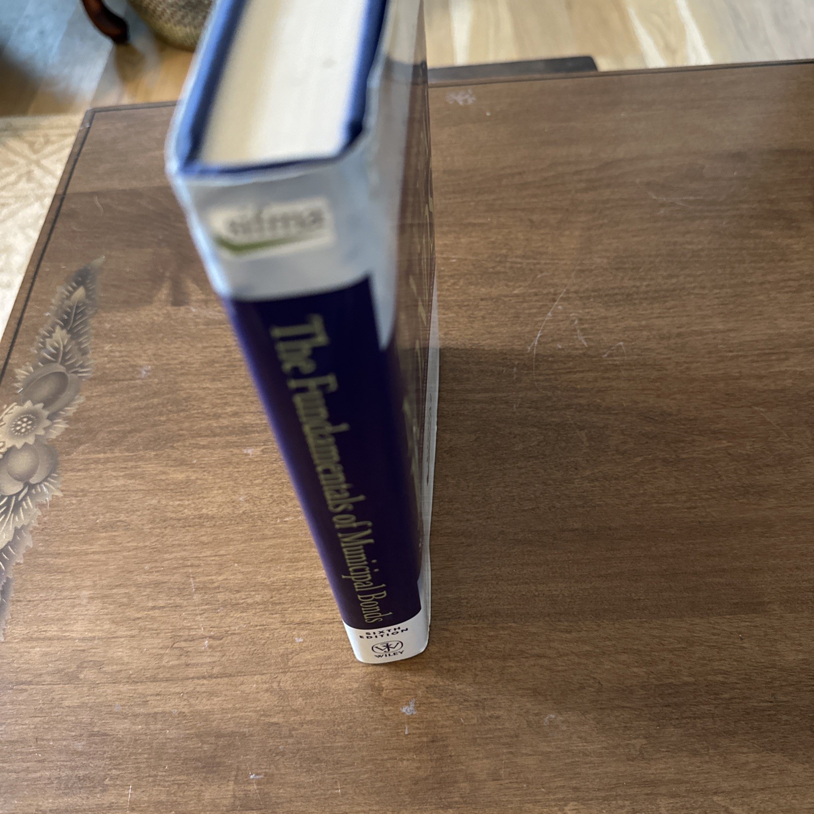 GOOD-The Fundamentals of Municipal Bonds by SIFMA-6th NO WRITING ON TEXT