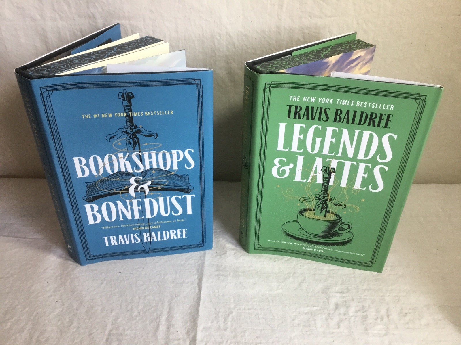 Bookshops & Bonedust / Legends & Lattes – Travis Baldree, Deluxe Hardcover