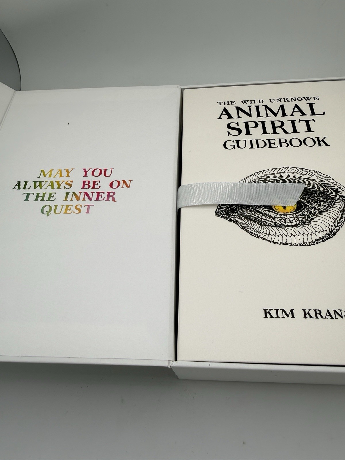 The Wild Unknown Animal Spirit Deck And Guidebook With Official Keepsake Box Set