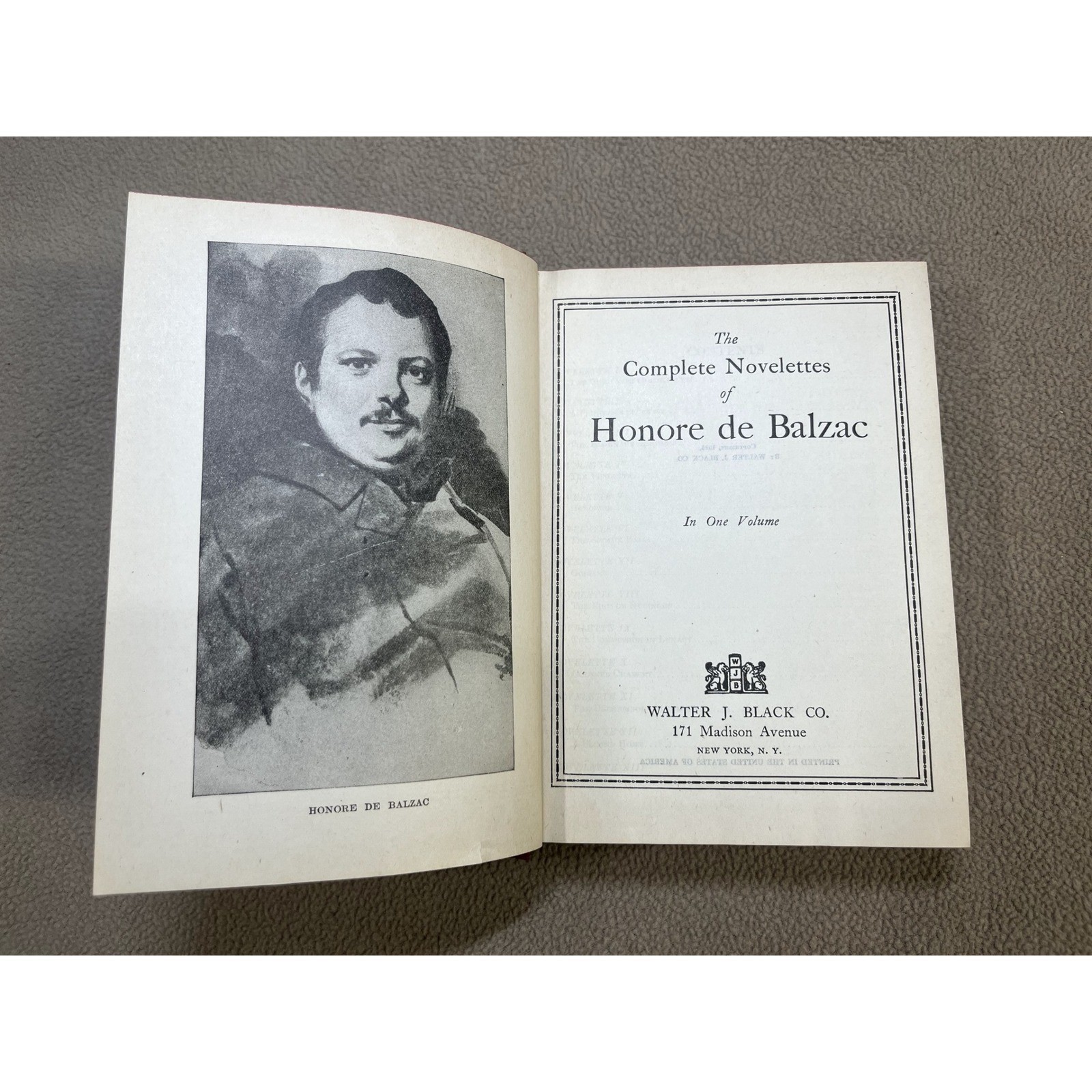 The Complete Novelettes of Honore de Balzac Red Hardcover In One Volume