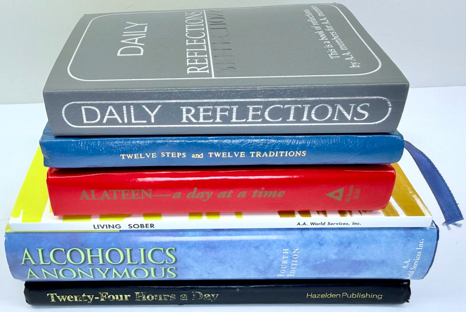Alcoholics Anonymous AA Book Lot Big Book Twelve Steps and Traditions 24 Hours