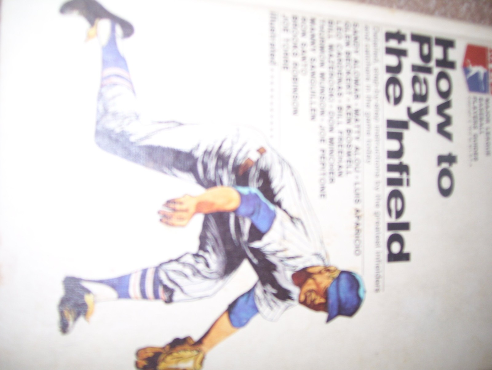 How to play the infield (Major league baseball players guides)