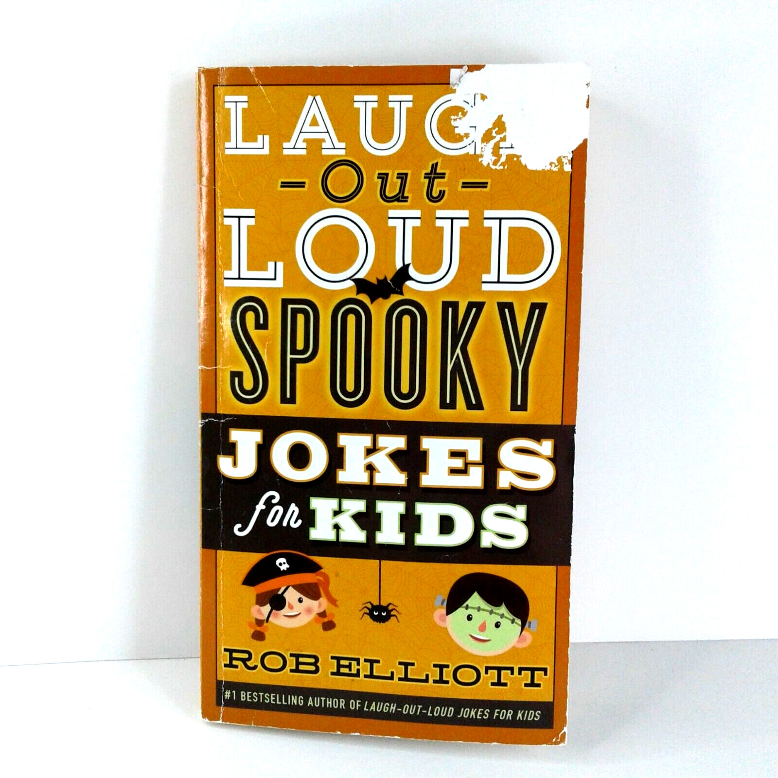 Laugh-Out-Loud Jokes for Kids Ser.: Spooky Jokes for Kids by Rob Elliot A1-1340