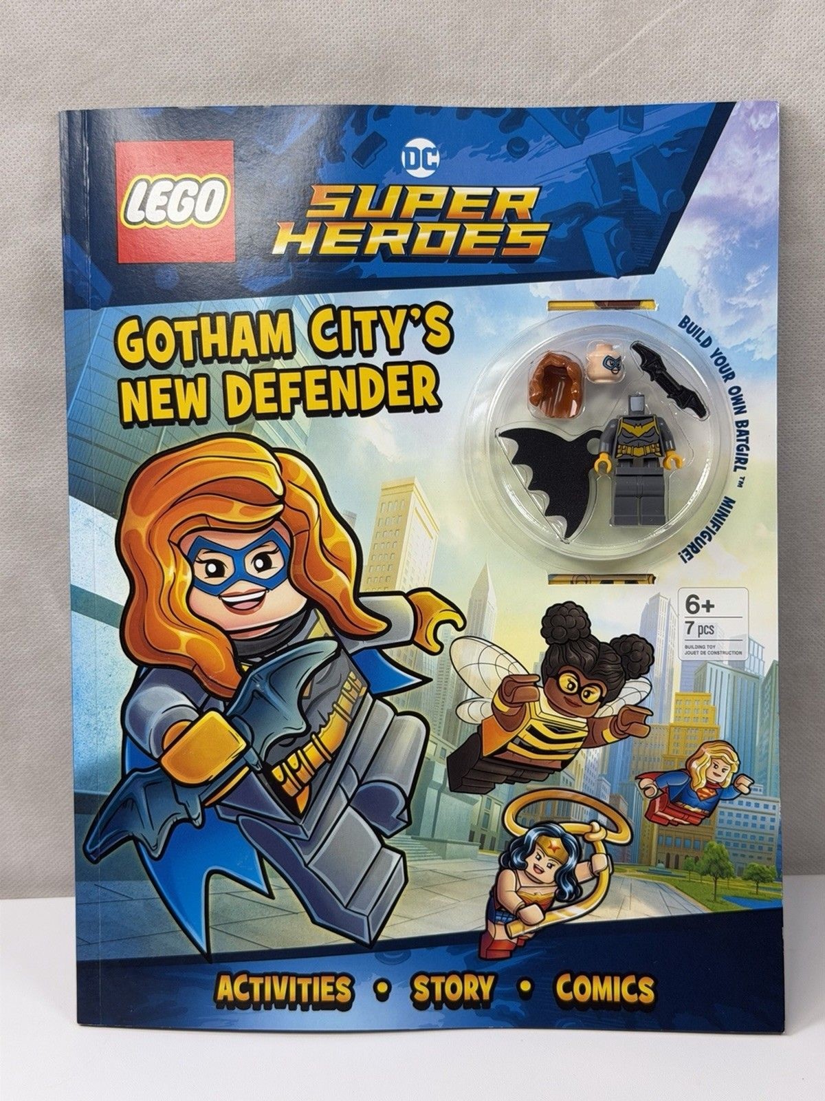 LEGO DC Super Heroes: Gotham City’s New Defender by AMEET . NEW