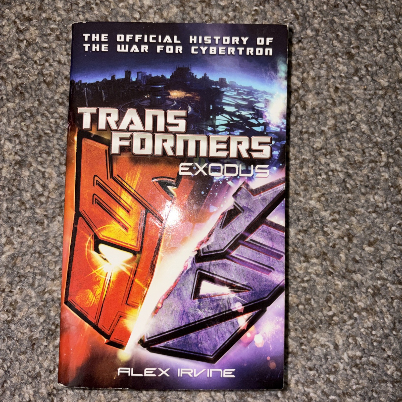 Transformers: Exodus: The Official History of the War for Cybertron