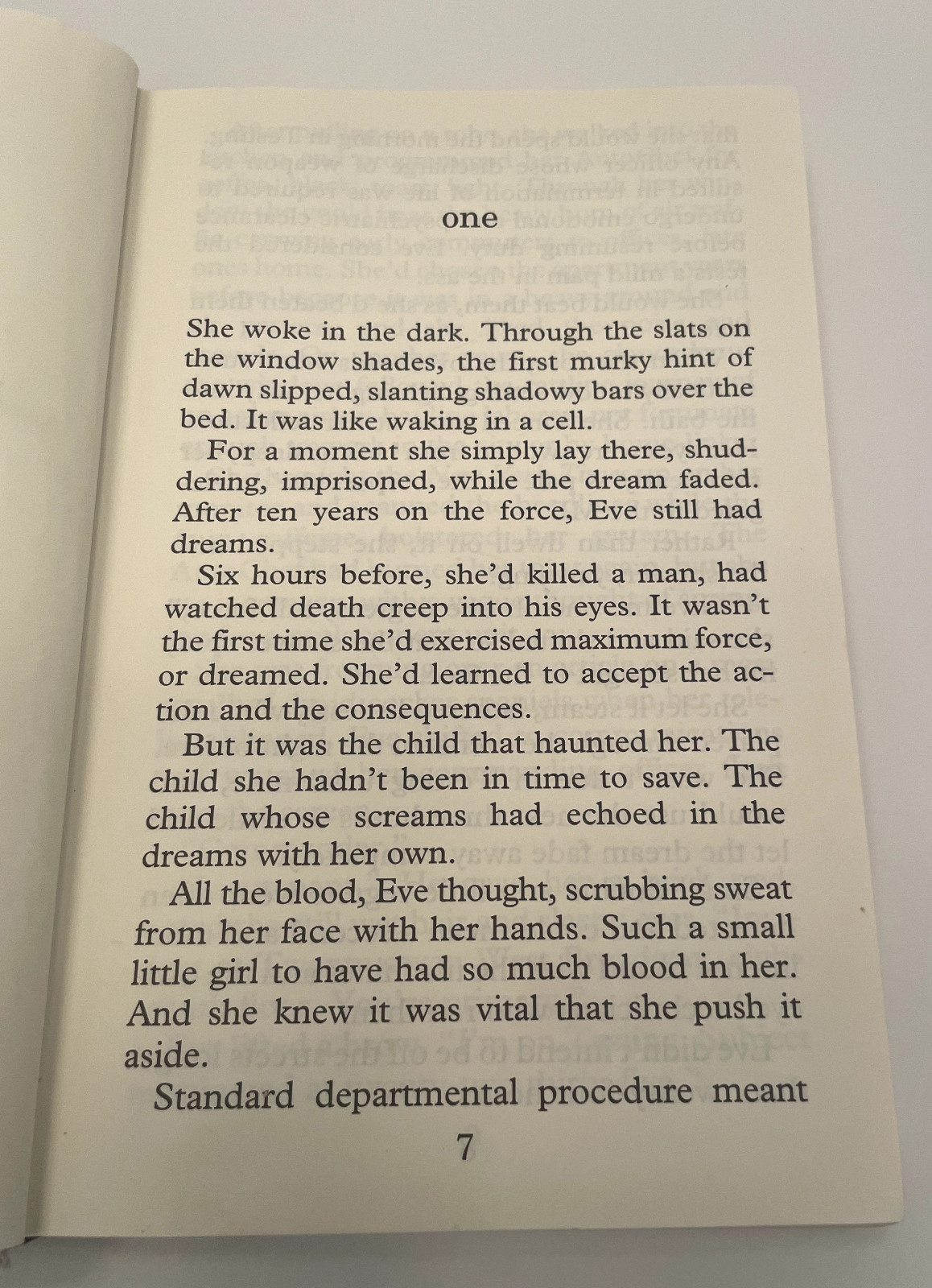 J.D. Robb Naked in Death Thorndike Large Print HC 2000 Ex-Library Book 1