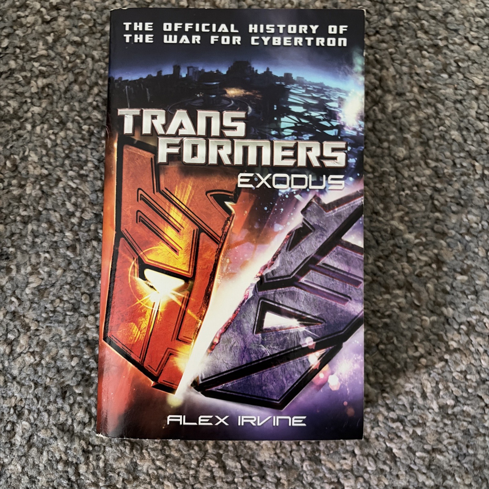 Transformers: Exodus: The Official History of the War for Cybertron