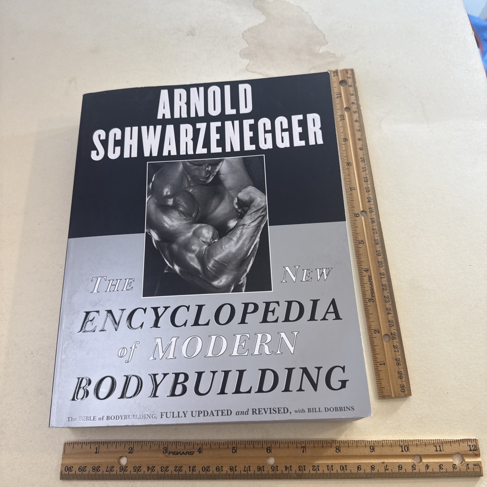 Encyclopedia Modern Bodybuilding Arnold Schwarzenegger weight lifting vintage