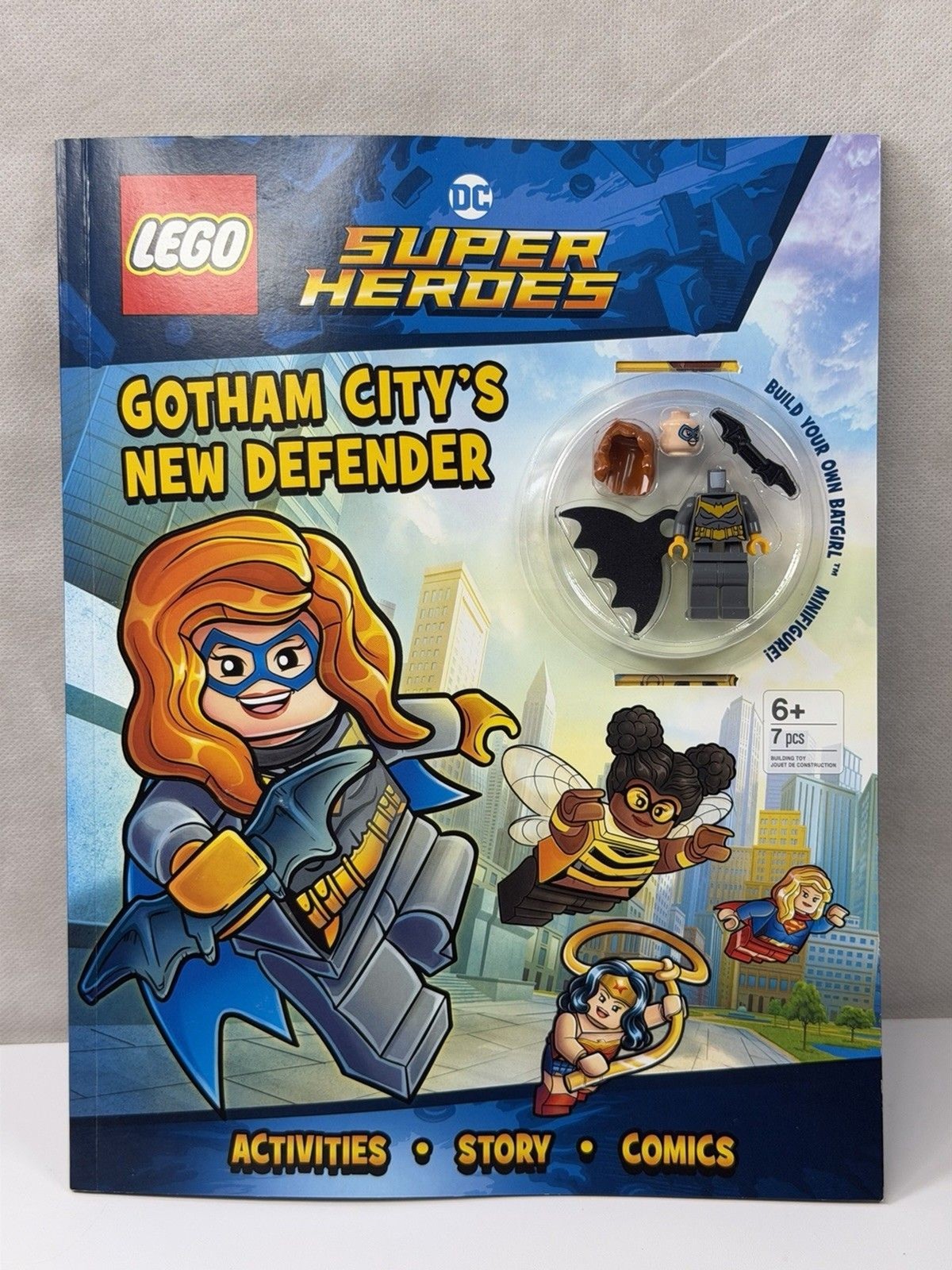 LEGO DC Super Heroes: Gotham City’s New Defender by AMEET . NEW