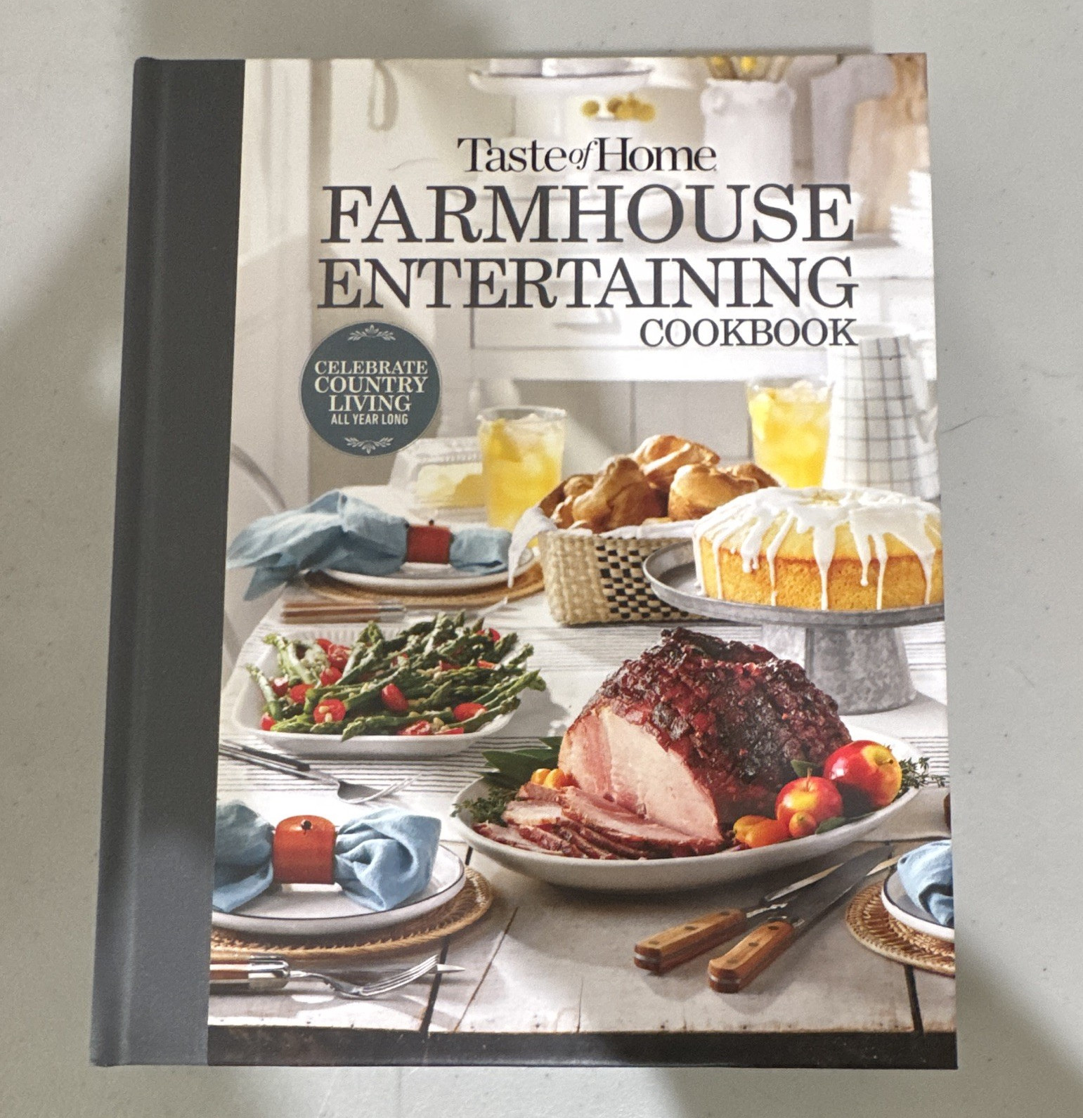 Taste of Home Farmhouse Entertaining Cookbook Hardcover Illustrated 2022