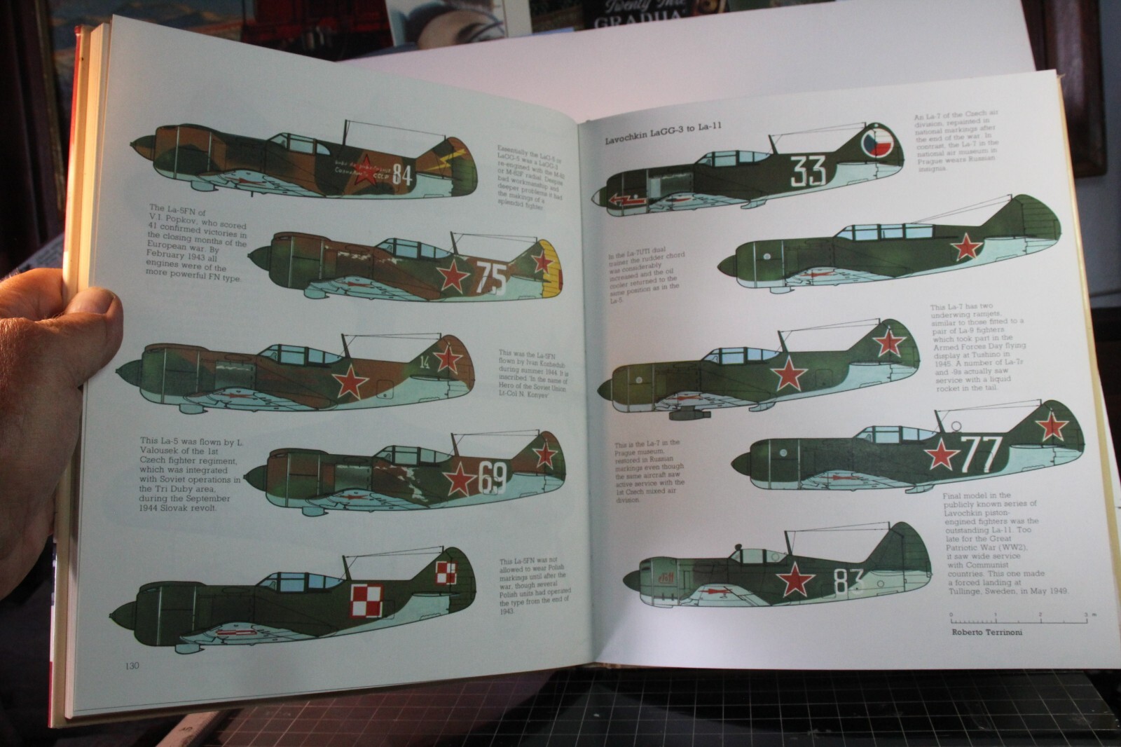 Aircraft of World War II by Bill Gunston Hardcover 208p (M92818)