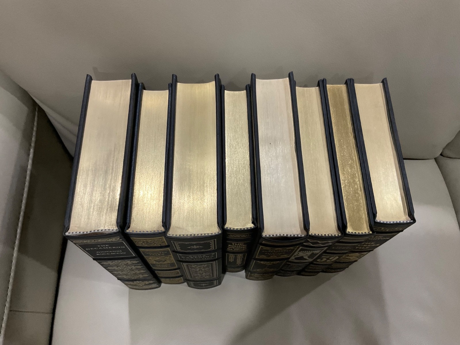[8 Book Lot] Franklin Library Books- Excellent Condition.