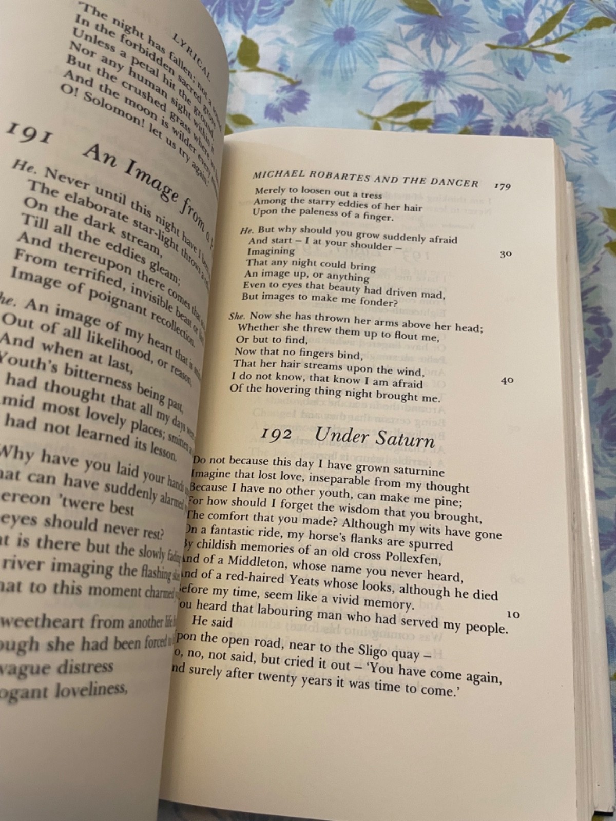 BOOK The Collected works of W B YEATS The Poems Volume 1 Revised Hardcover