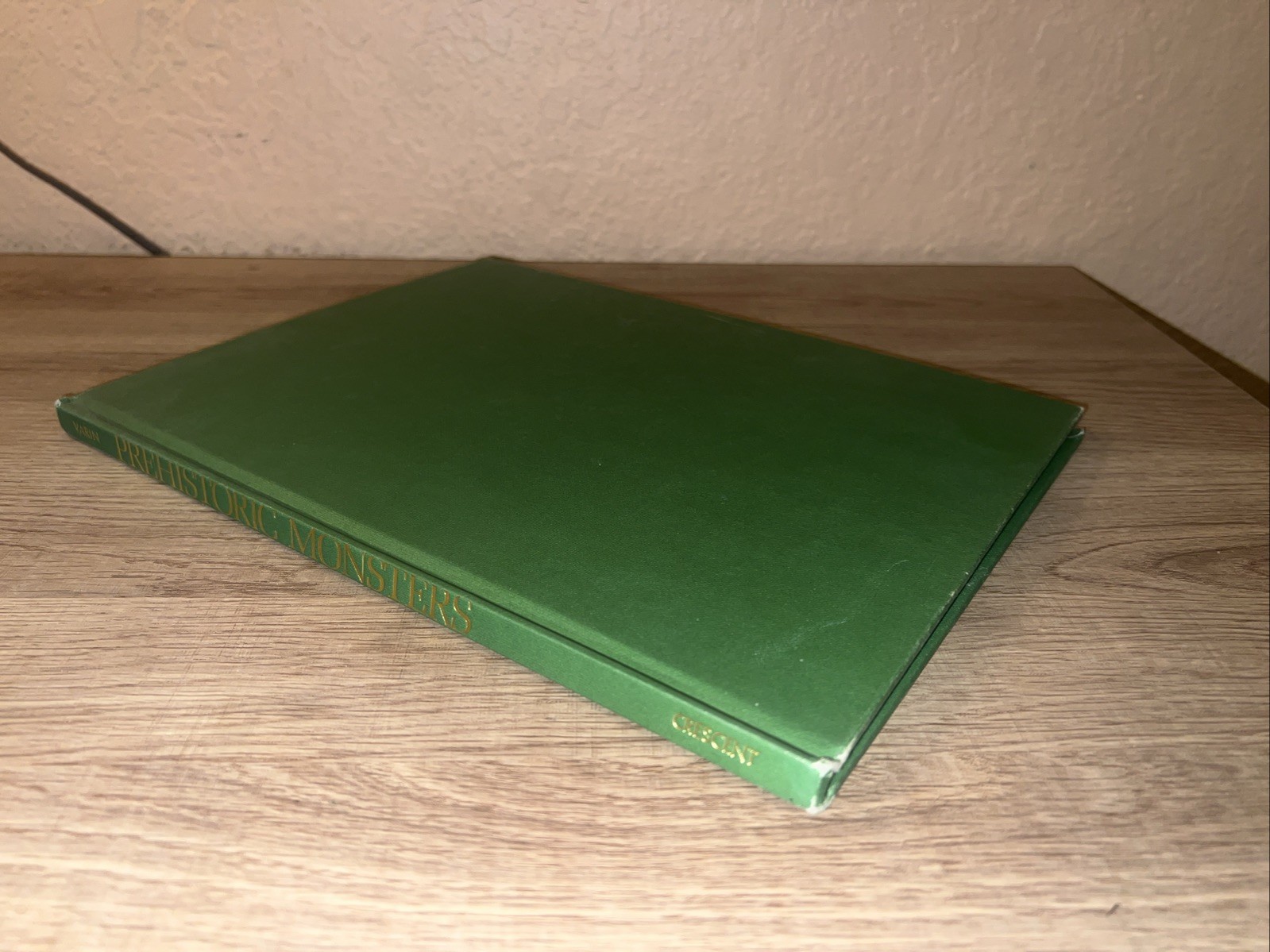 Prehistoric Monsters By KATE BRASCH Hard Cover W/O DJ – VERY GOOD