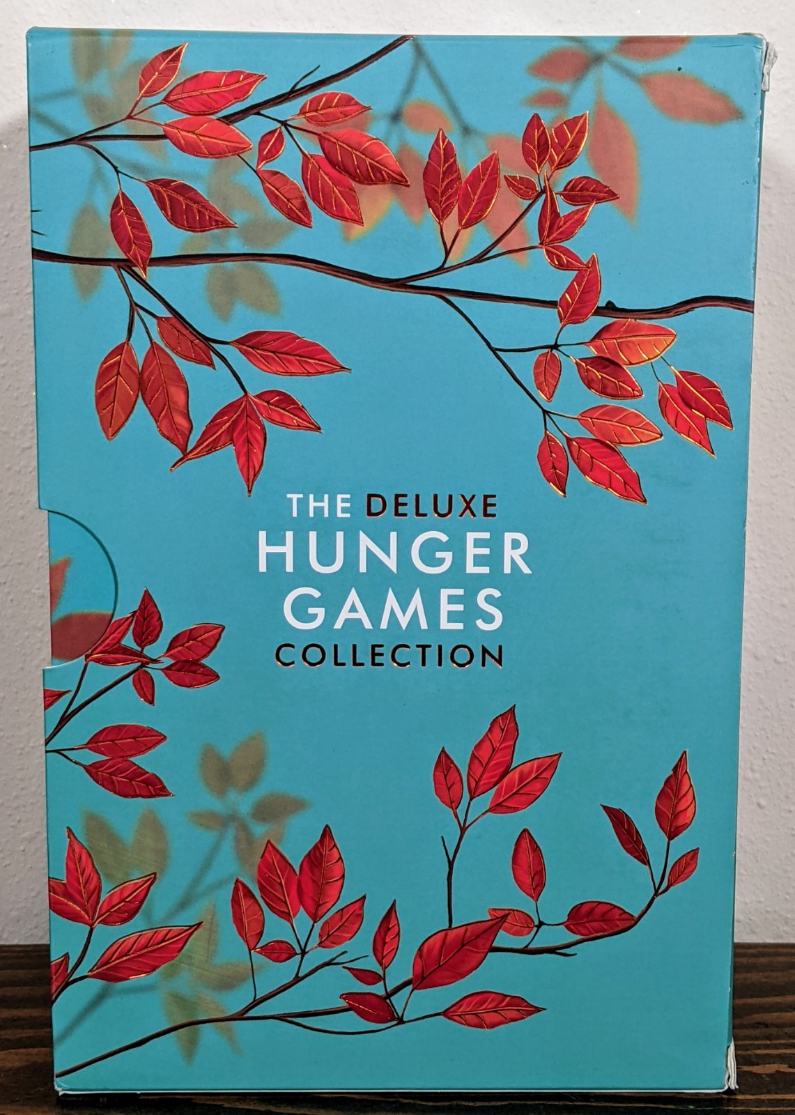 The Deluxe Hunger Games Collection 4-Book Set *Open Box* Brand New
