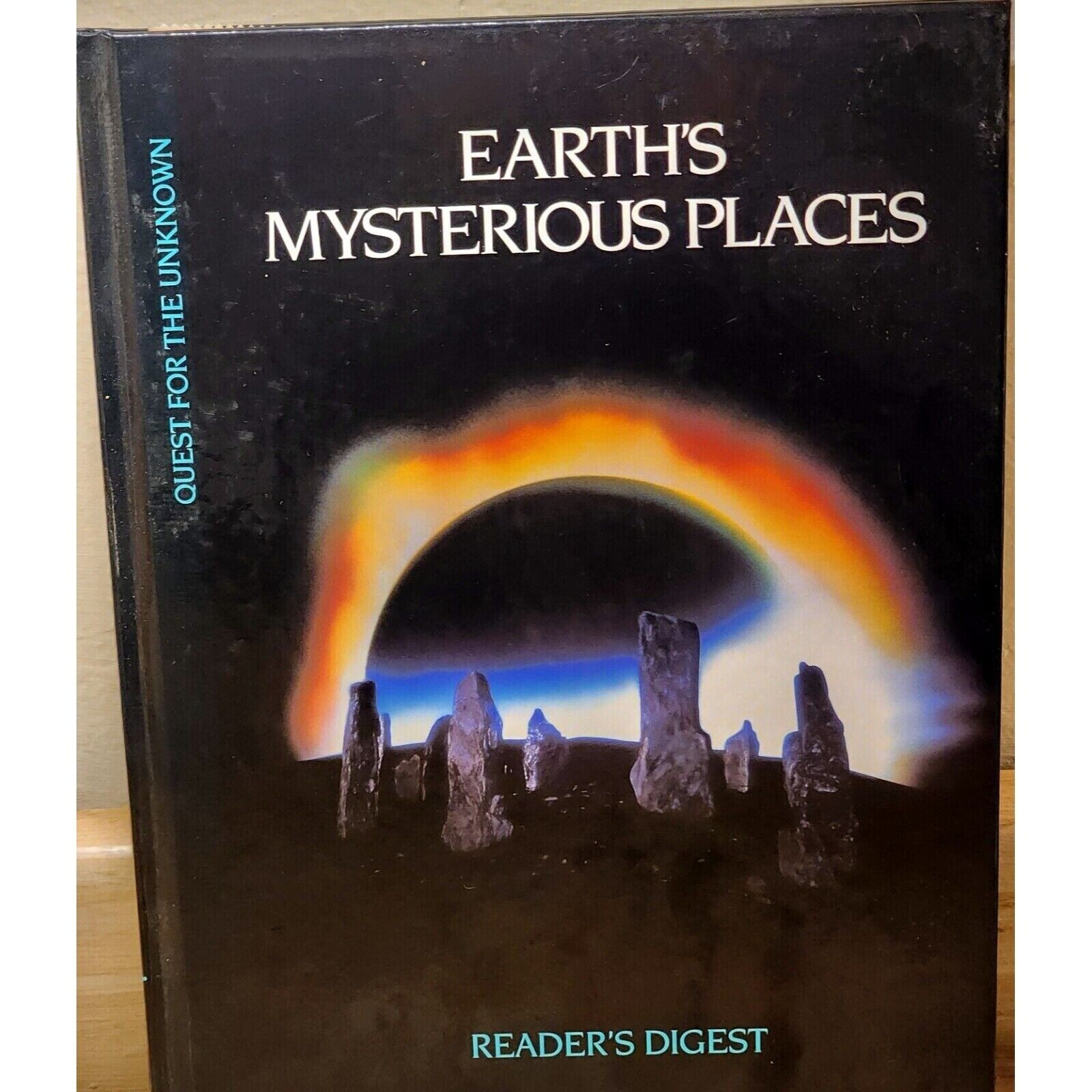 Earth’s Mysterious Places Quest for the Unknown Hardcover Reader’s Digest *