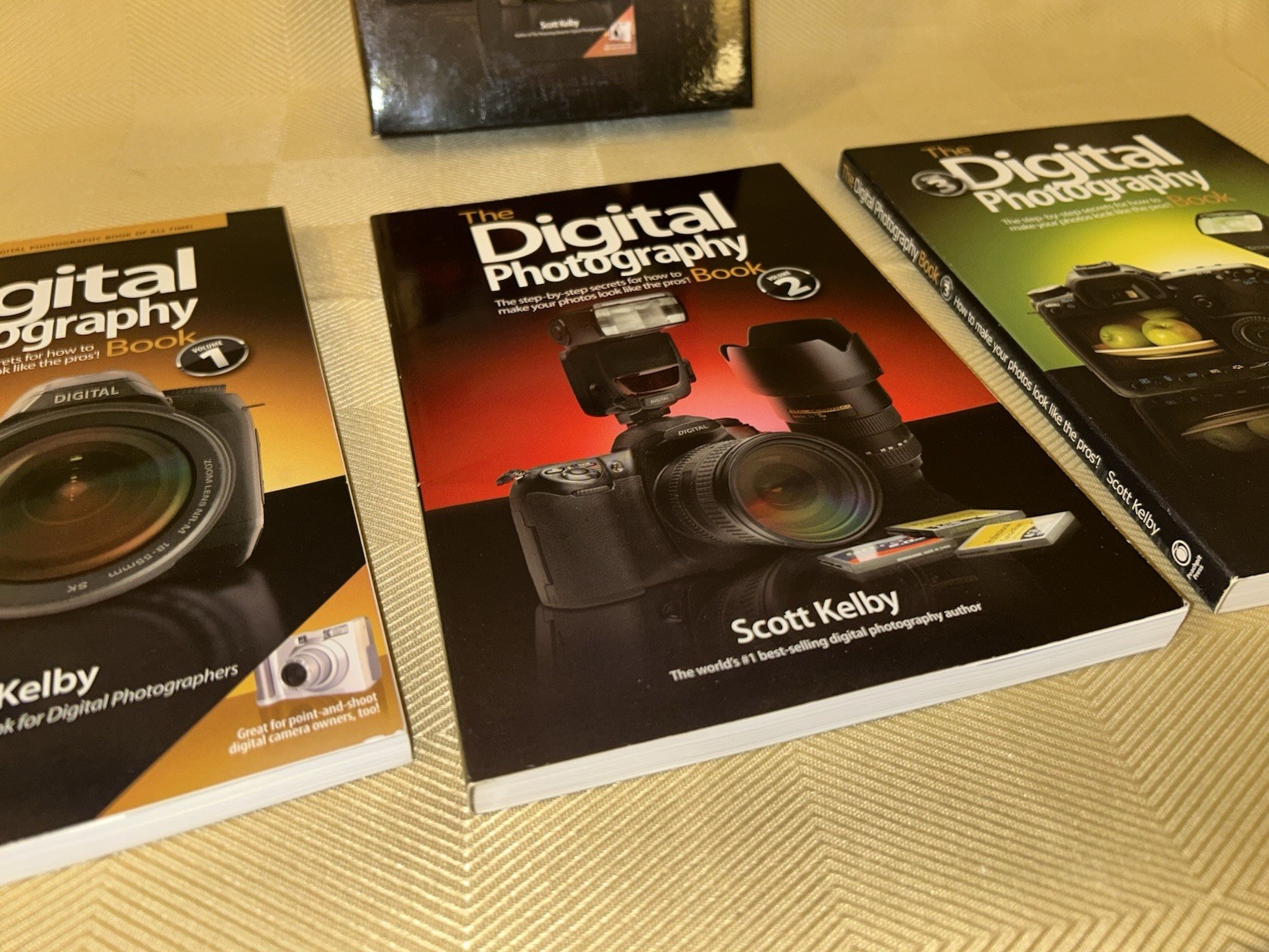 Scott Kelly’s Digital Photography Boxed Set Volumes 1, 2, 3 Excellent+++ Cond.