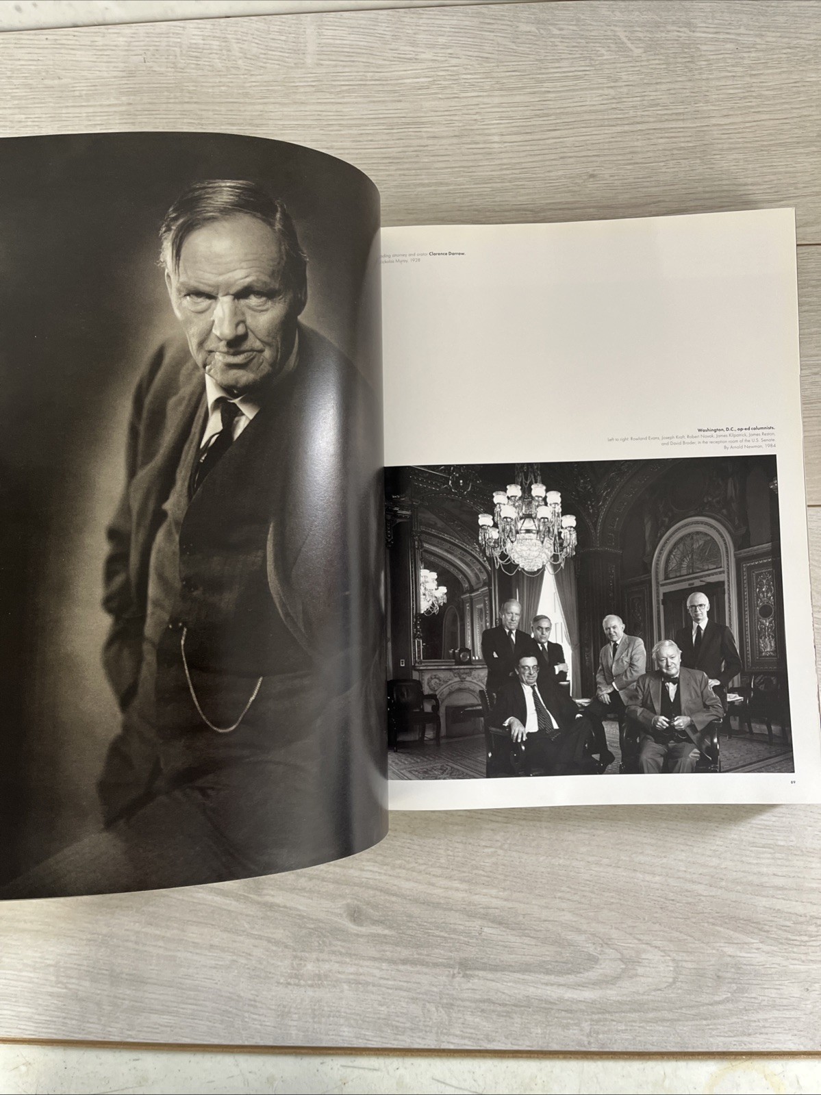 Vanity Fair: the Portraits : A Century of Iconic Images by Graydon Carter. Lib