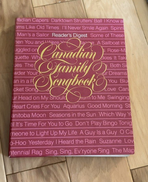 Vintage 1978 Reader’s Digest Canadian Family Songbook – Great condition