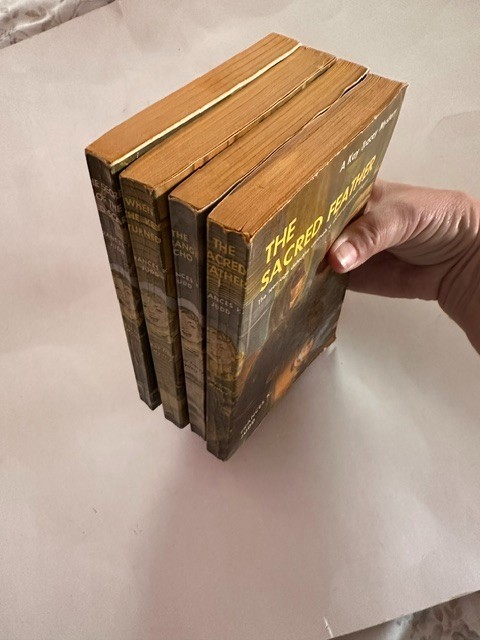Lot of 4 Vintage 1950’s Kay Tracey paperback mystery books- Frances K Judd