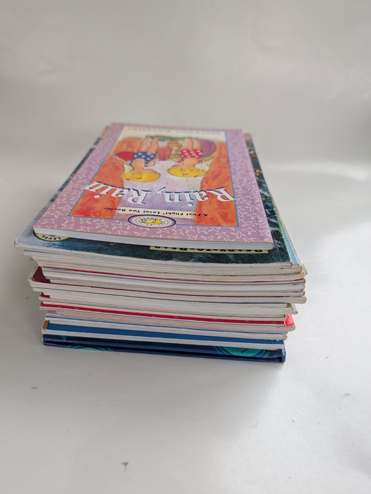 Lot 23 Level 2 Early Readers – Step into Reading, Ready To Read – Various Topics