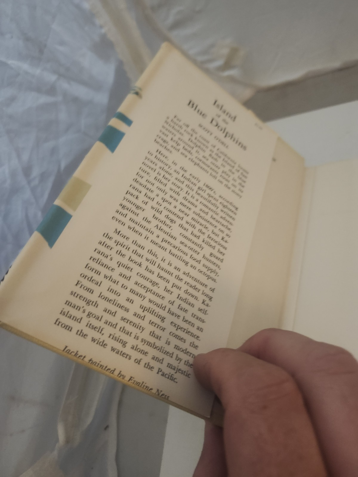 Island Of The Blue Dolphins, Scott ODell, Houghton Mifflin Company, 1960