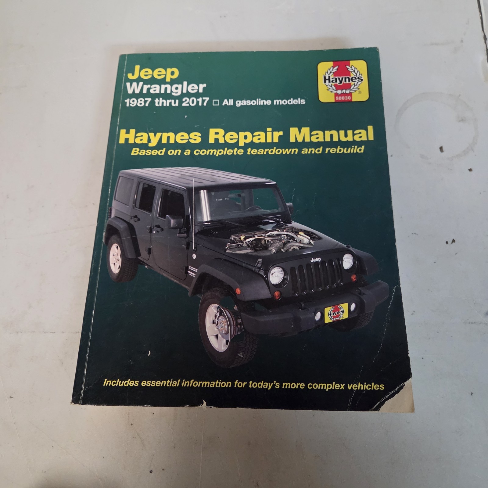 Jeep Wrangler 4-cyl & 6-cyl, 2WD & 4WD – Paperback, by Haynes Publishing – Good