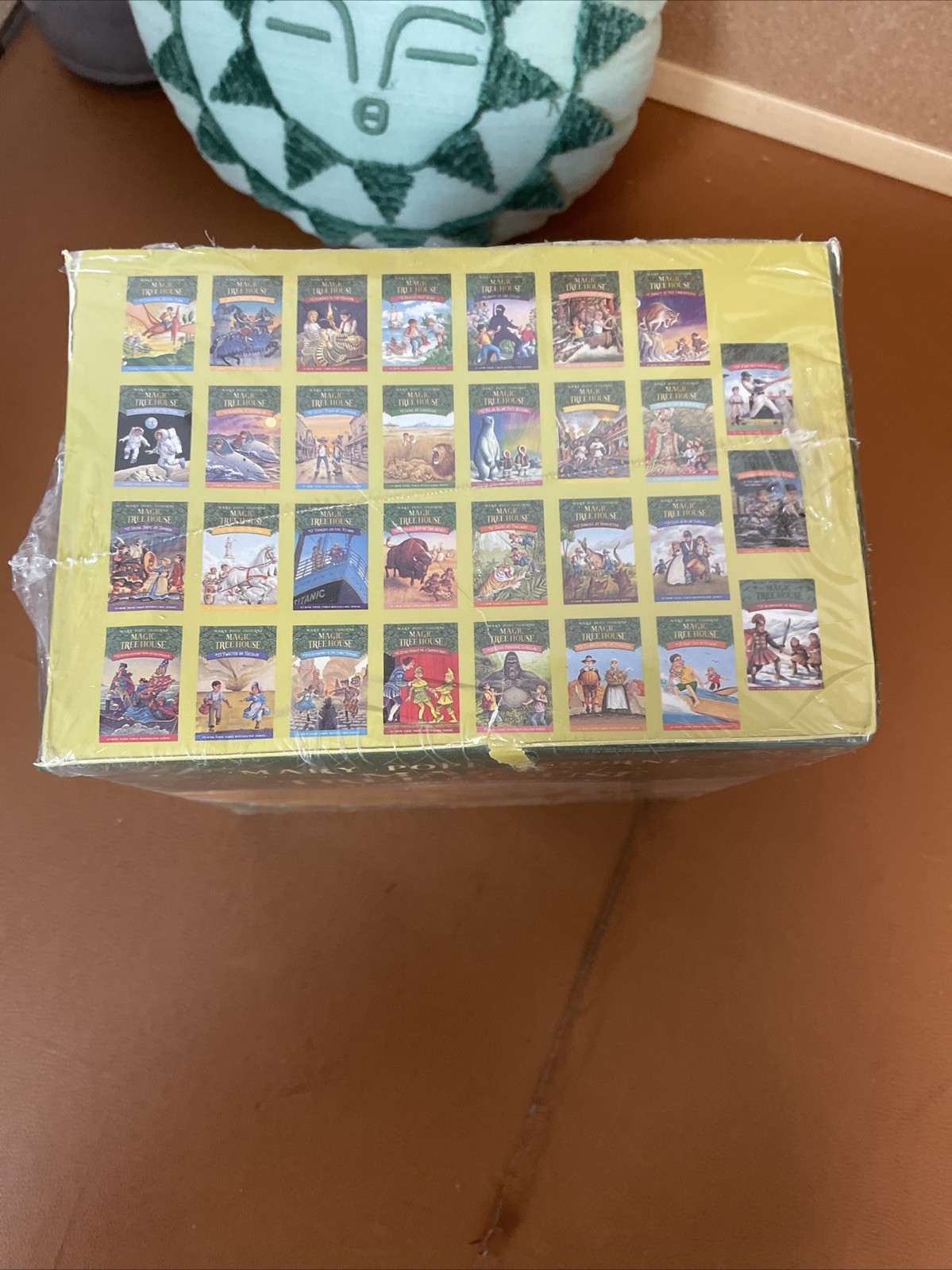 Magic Tree House Books 1-28 Boxed Set by Mary Pope Osborne