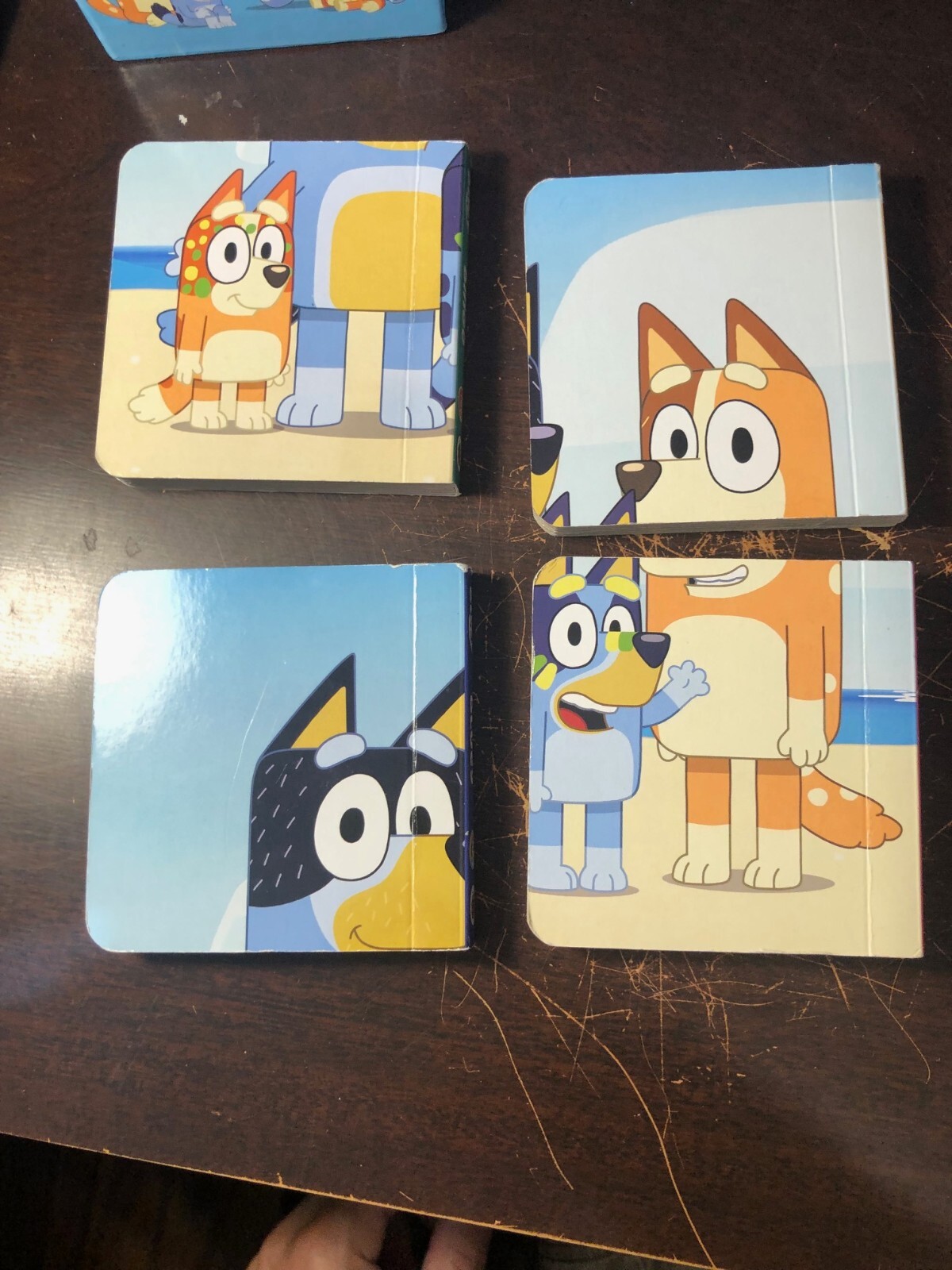 Bluey Little Library – 4 Board Books Make Jigsaw / BABY BOOKS LIKE NEW!