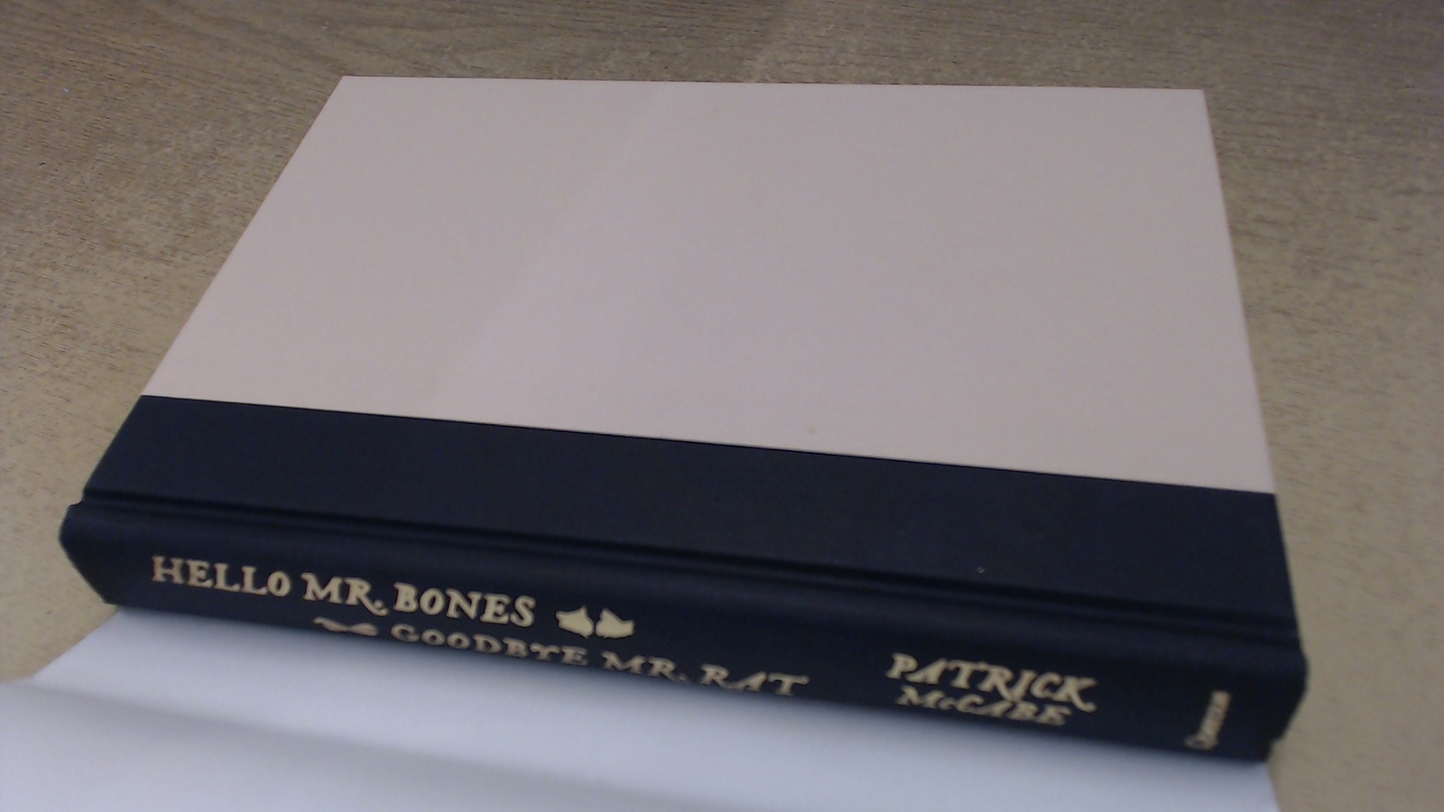 Hello Mr. Bones and Goodbye Mr. Rat, McCabe, Patrick, Quercus NA,