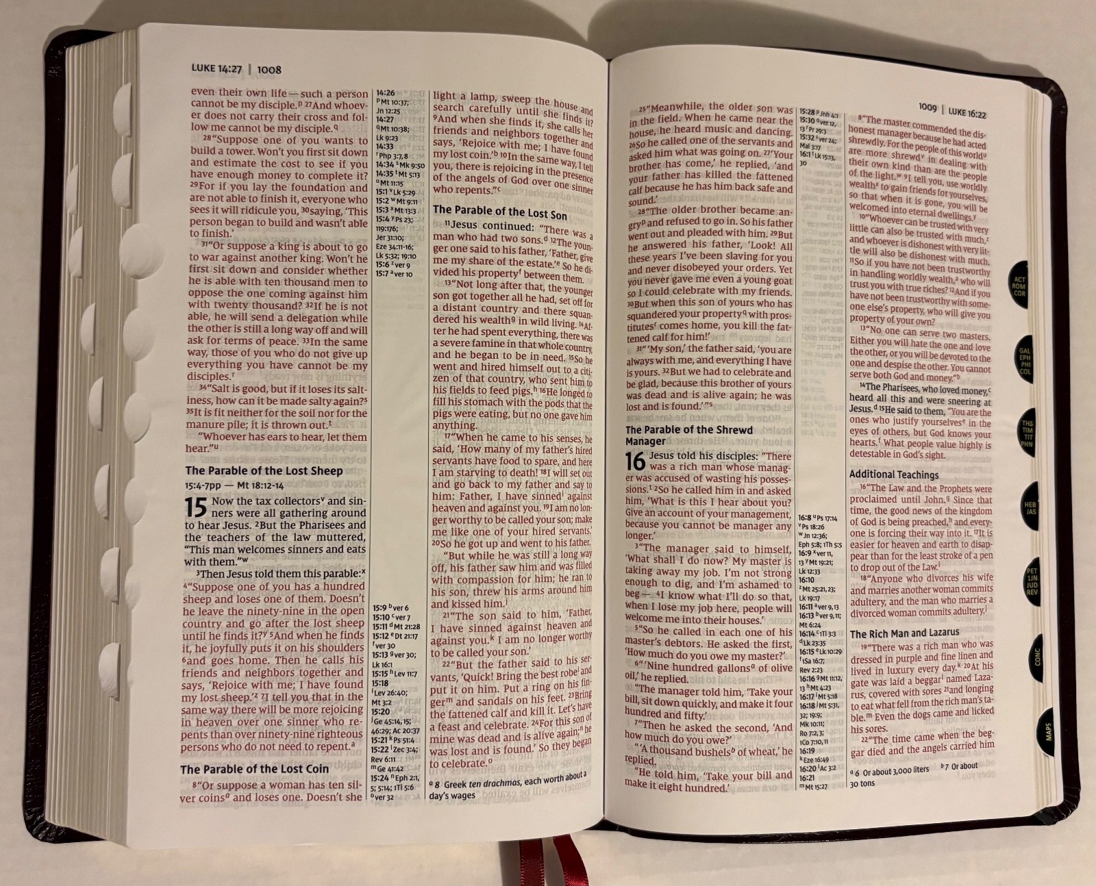 NIV, Thinline Reference Bible, Bonded Leather, Burgundy, Red Letter Edition NICE