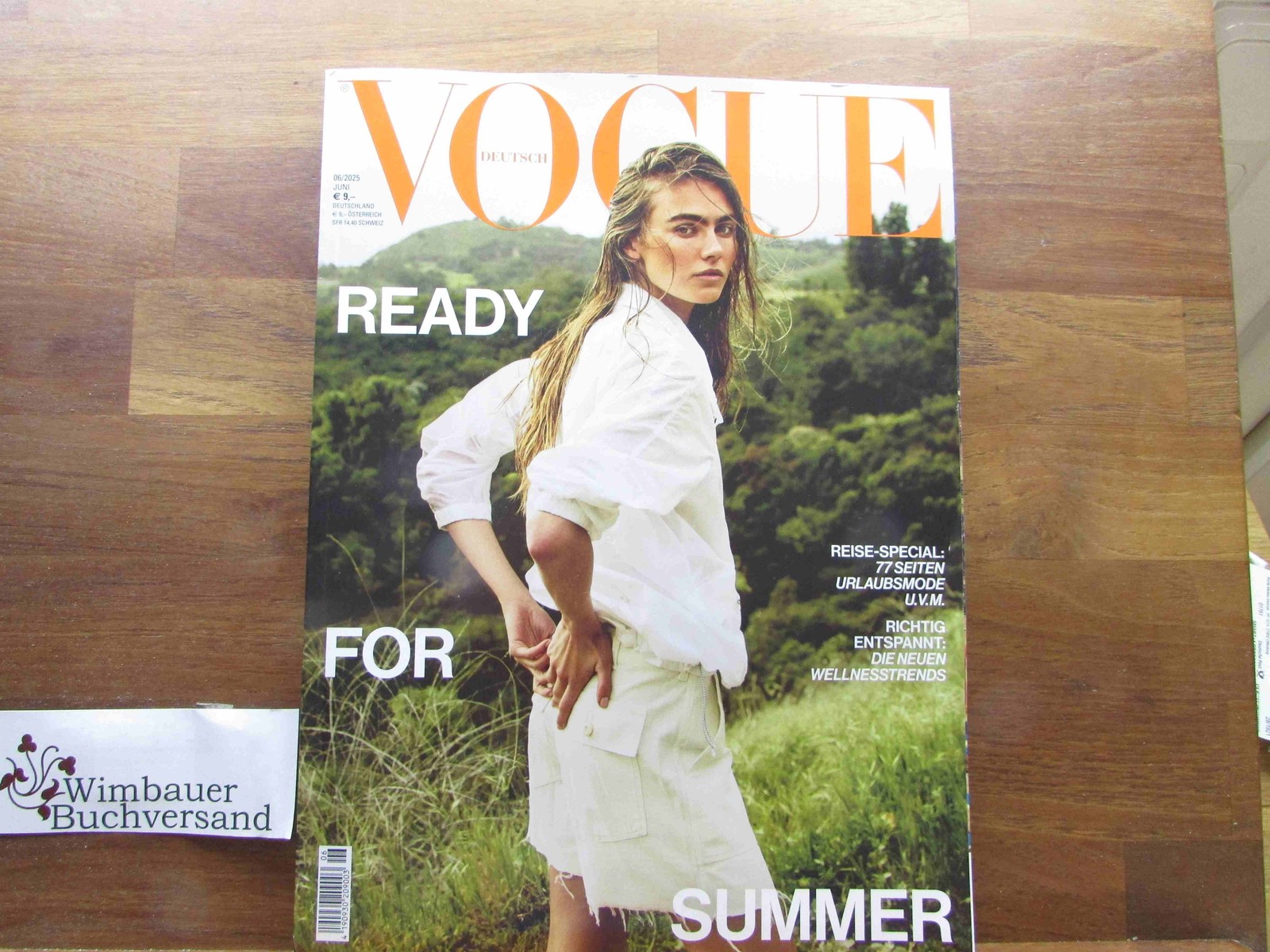 Vogue 06/25 Juni 2025 Summer
