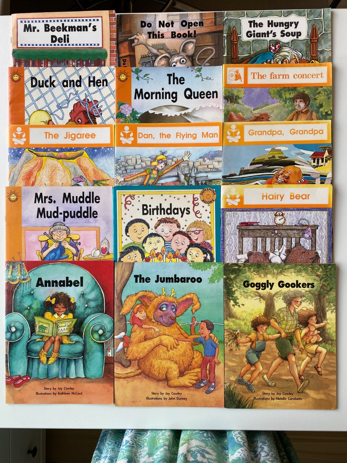 JOY COWLEY LOT 15~Sunshine~Story Box Basket~JIGAREE~DUCK HEN~CONCERT~GOGGLY GOOK