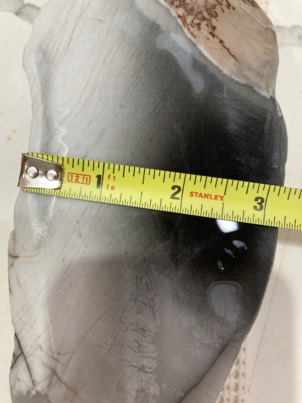 True Hard Arkansas. Multi Color Novaculite Super Pure Super Hard 829g
