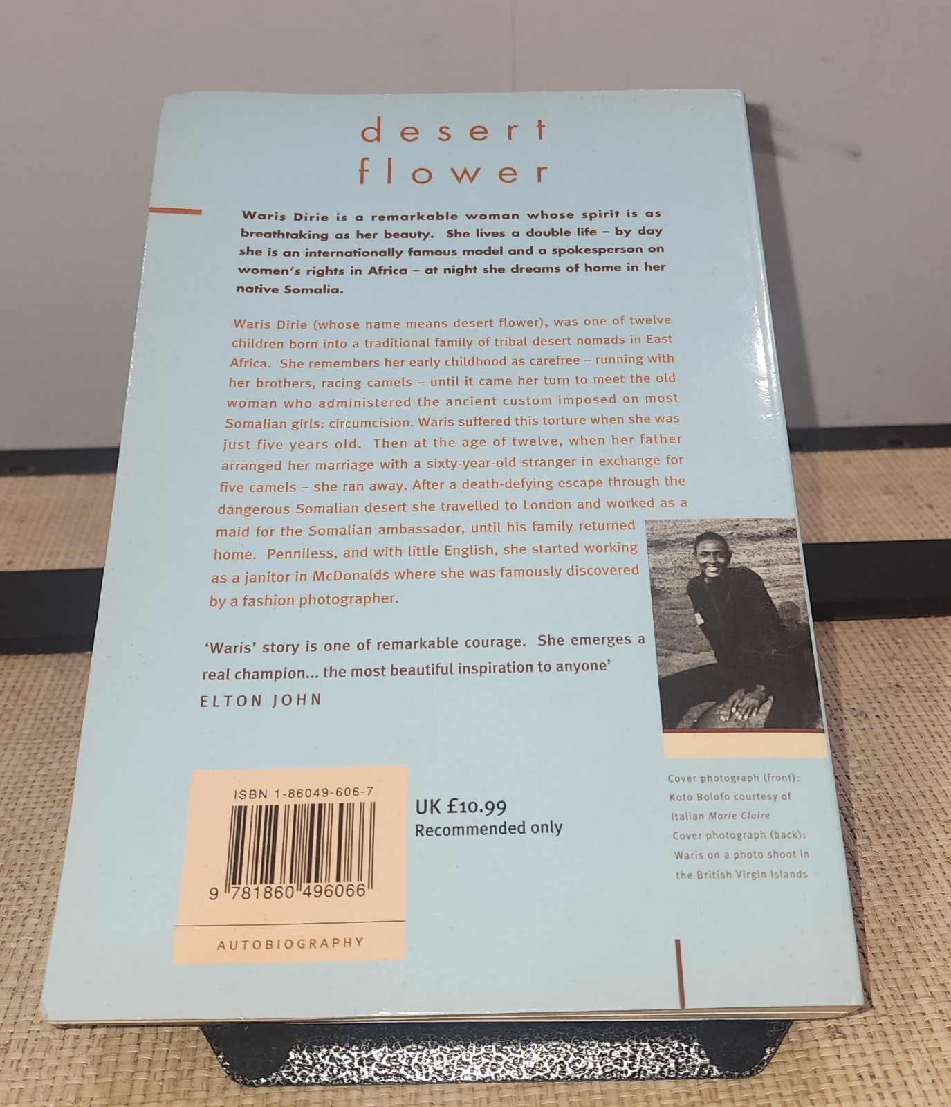 DESERT FLOWER – paperback WARIS DIRIE