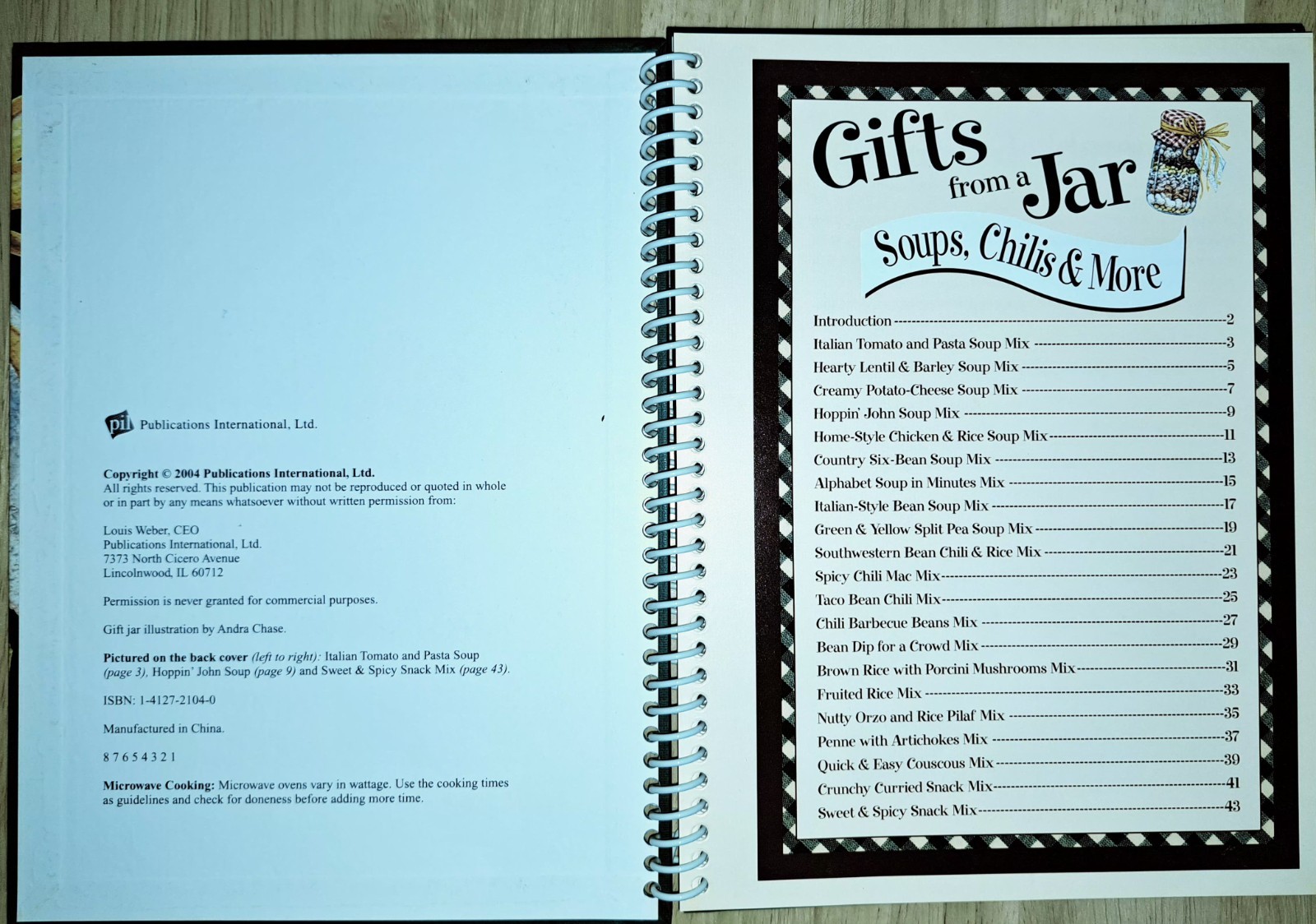 Lot of 2 Gifts from a Jar Cookbooks: Muffins Breads Scones & Soups Chilis More